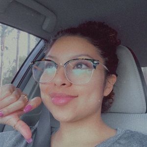 Meet your Posher, Sara